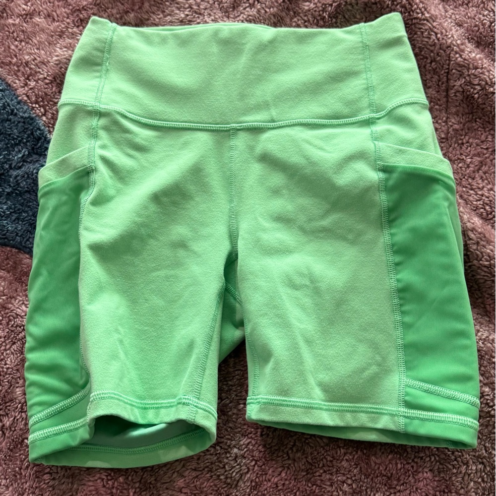 On-the-go Power Hold High Wasted 6” shorts. Never worn, size XS, teal.